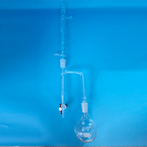 정유정량 생약시험법 장치 (Natural medicine determination apparatus)